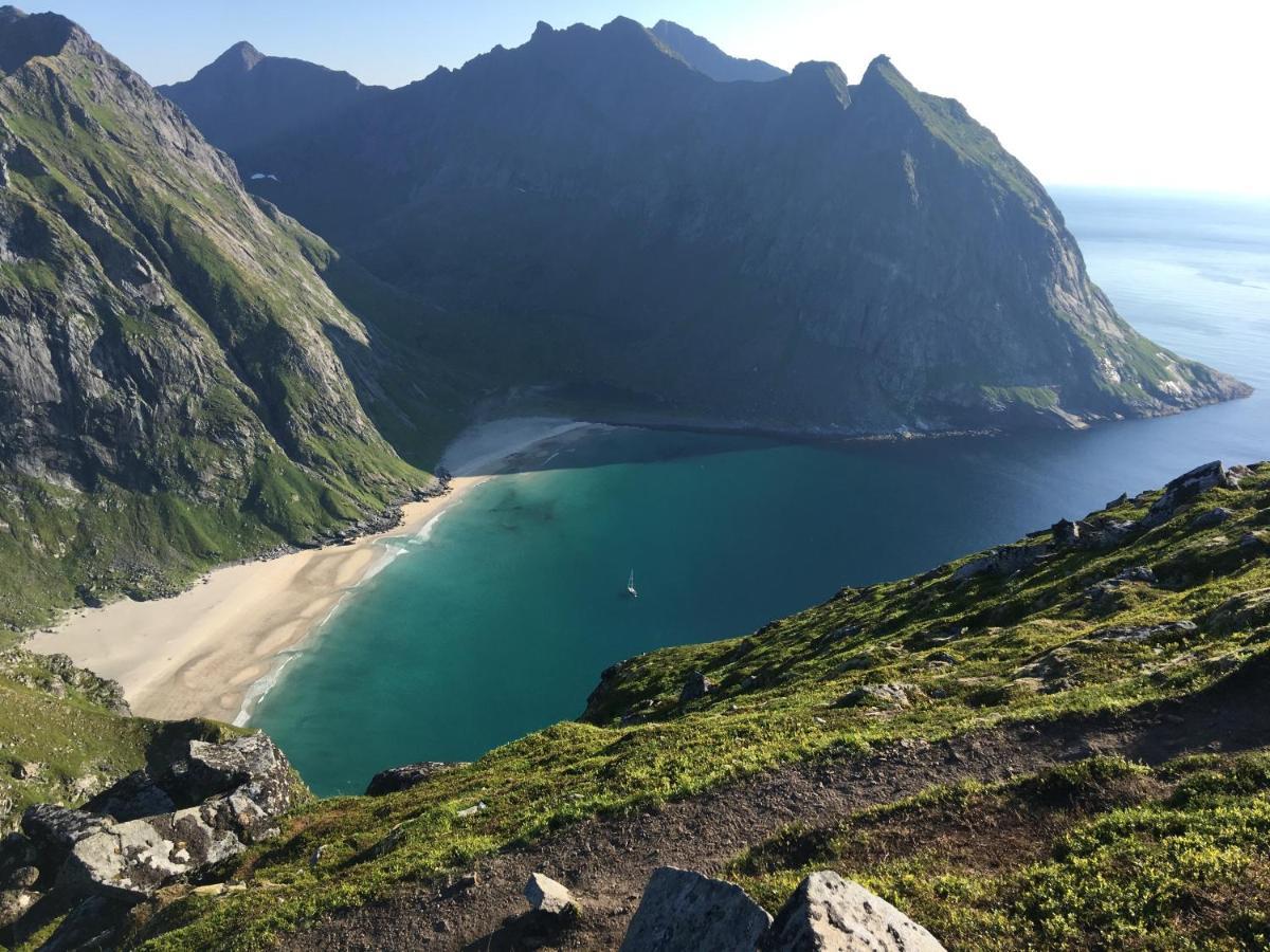 Lofoten Fjord Lodge Saupstad  Exterior foto