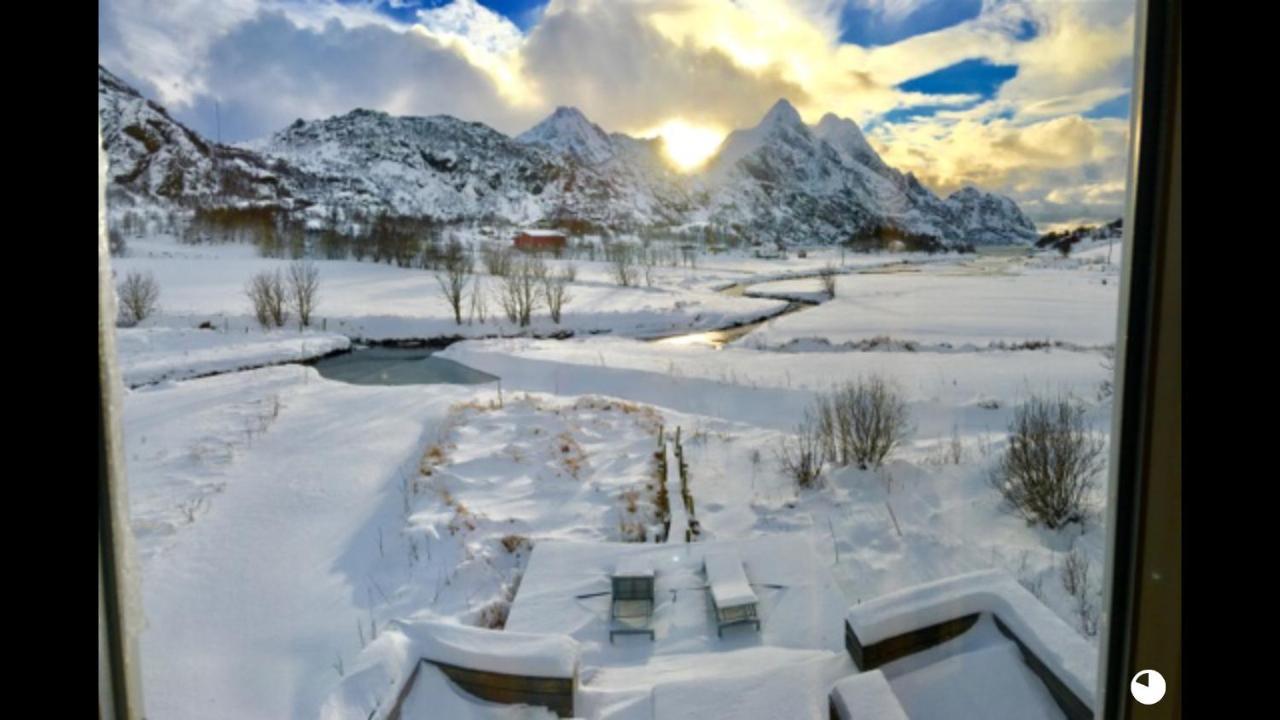 Lofoten Fjord Lodge Saupstad  Exterior foto
